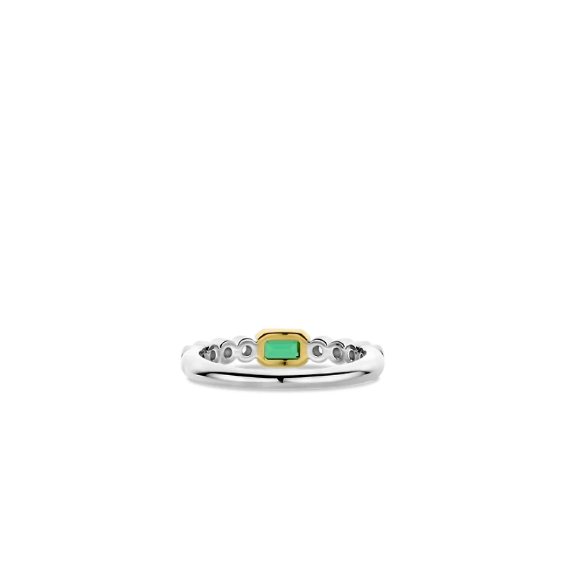Round Bezel Green Emerald Cut Ring