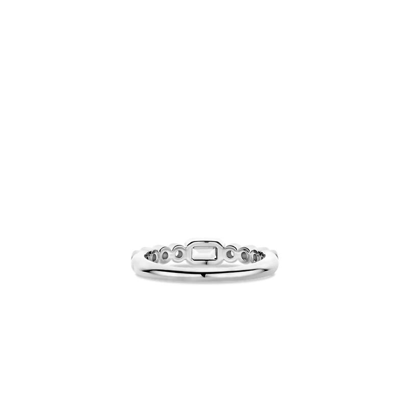 Round Bezel Clear Emerald Cut Ring