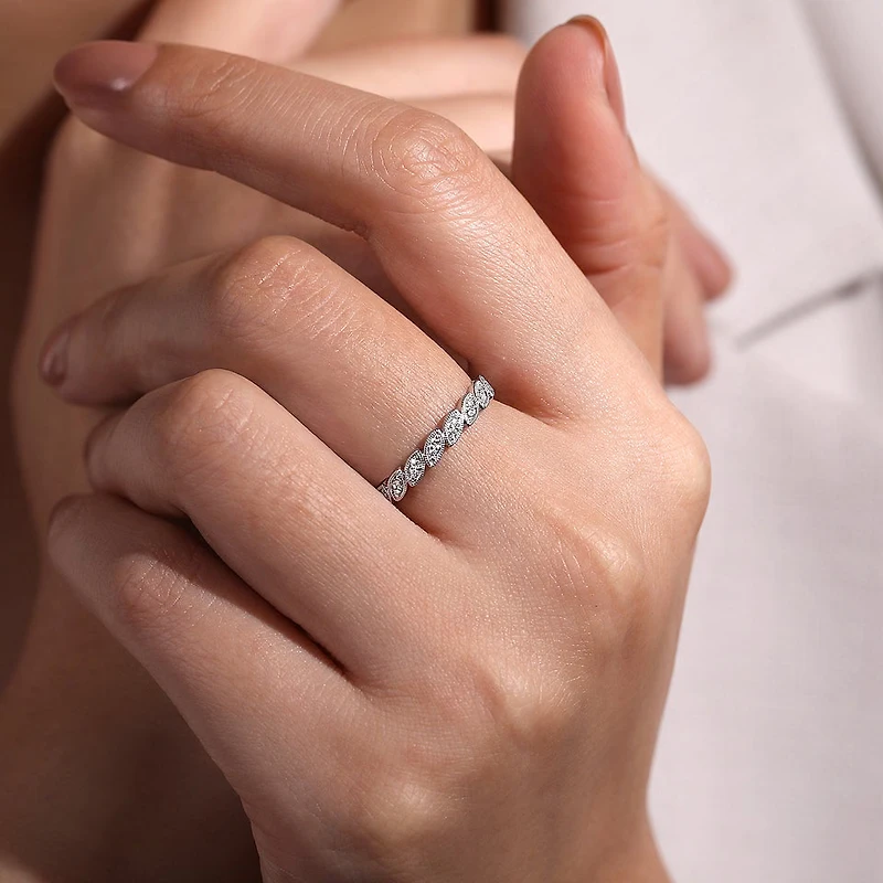 Leaves Diamond Ring