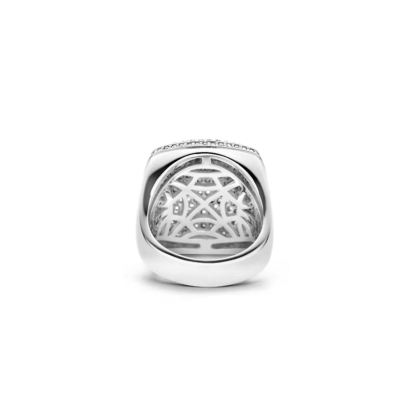 Spectacular Cocktail Silver Ring