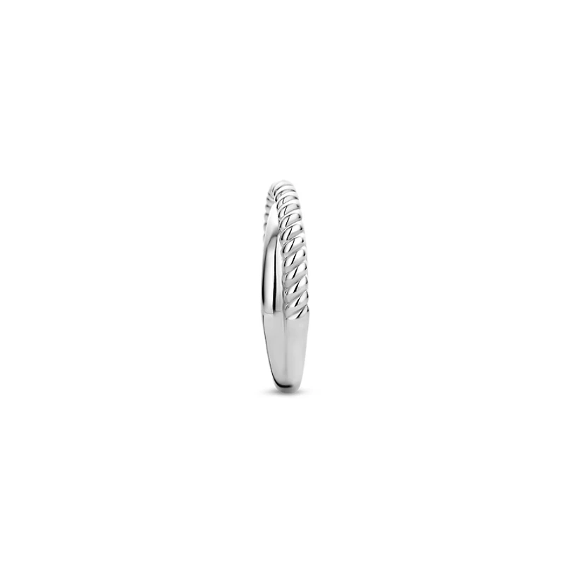 Crossover Braided Ring