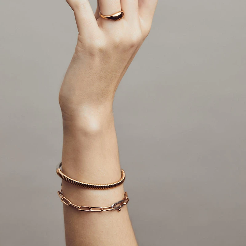 Ribbed Skinny Rose Bangle Bracelet