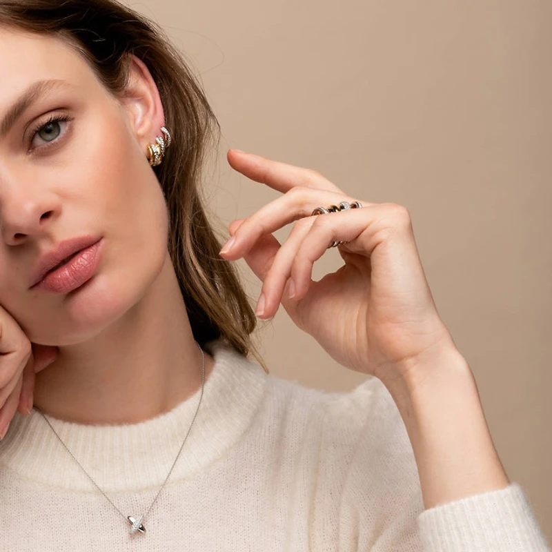 XOXO Pave Necklace