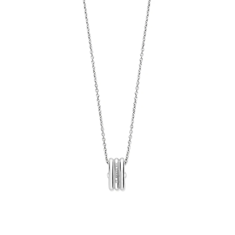 Dashing Silver Necklace