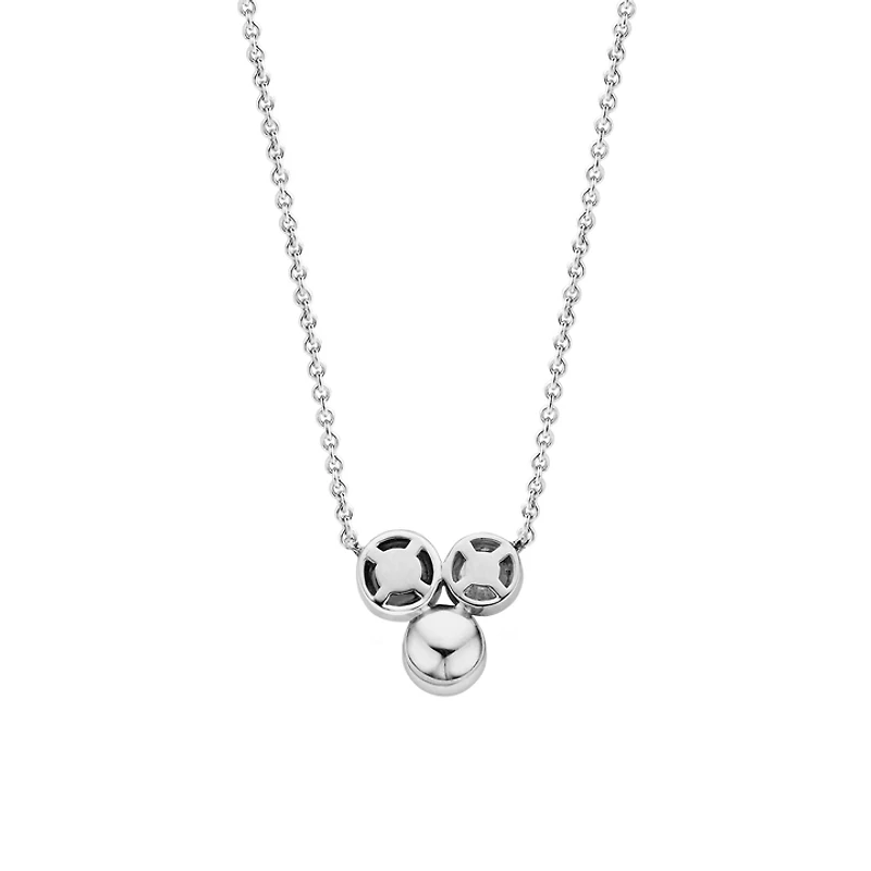 White Pearl Trio Necklace
