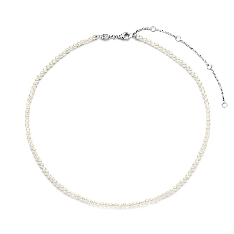 Glowing Pearl Necklace