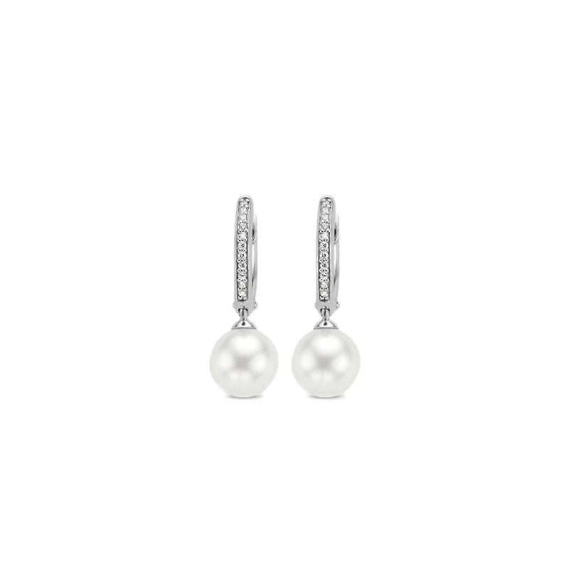 Pearl Elegance Drop Earrings