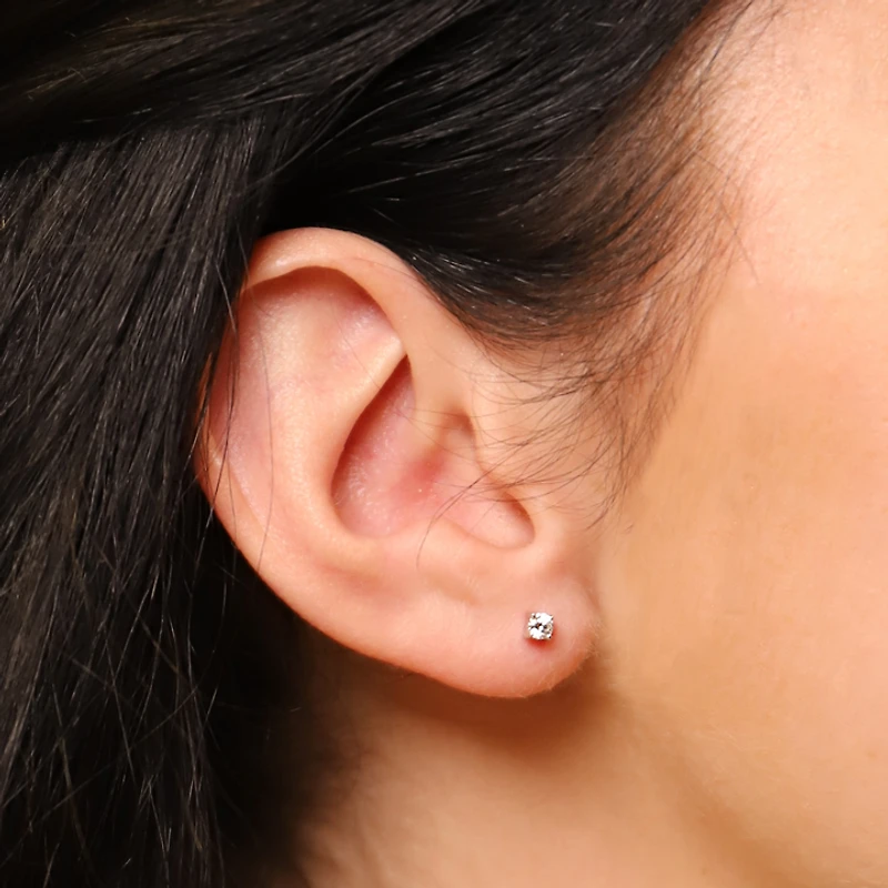 Basic Stud Earrings 4mm