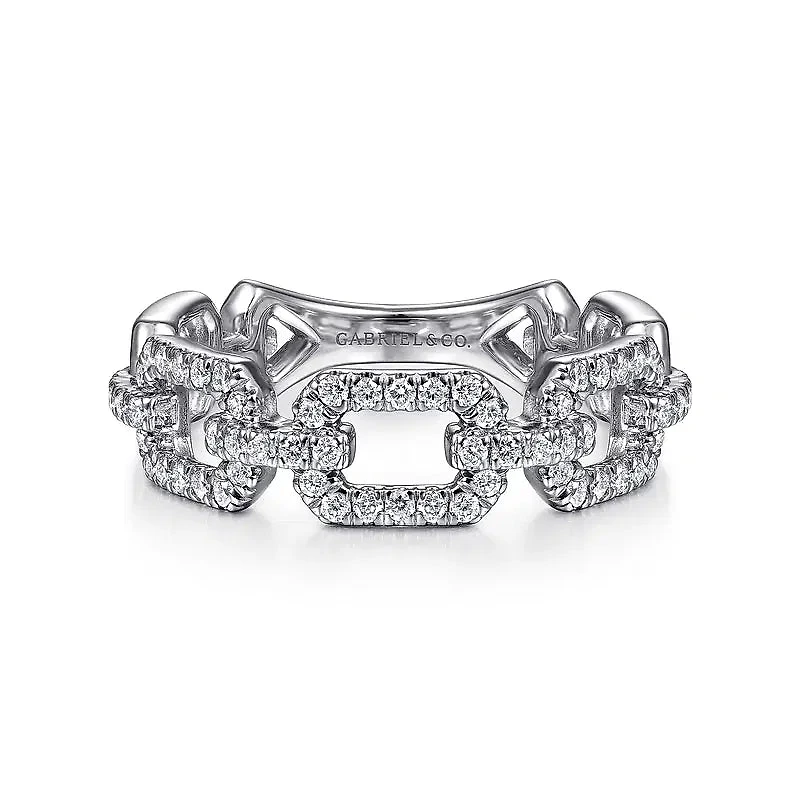 Diamonds Links Gold Ring