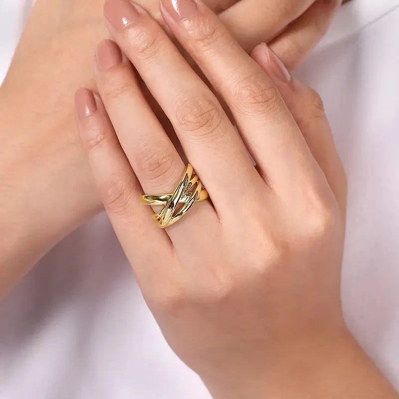 High Polished Criss Cross Ring