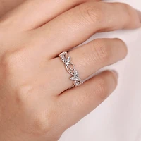 Diamond Ivy Ring in White Gold