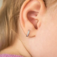 7MM White Gold Huggie Earrings