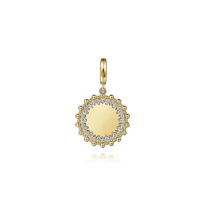 Bujukan Round Diamonds Medallion 18MM Pendant