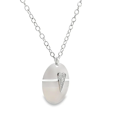 Union Round Medallion Necklace with Diamond Heart