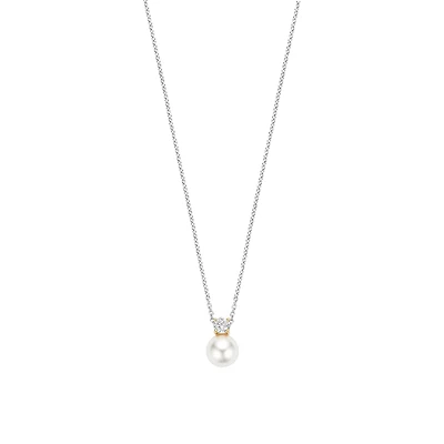 Pearl Classic Golden Necklace