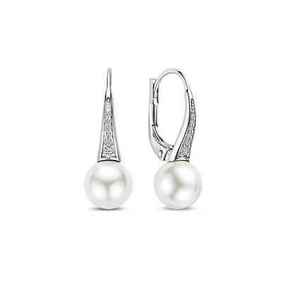 Pearl Classic Leverback Earrings