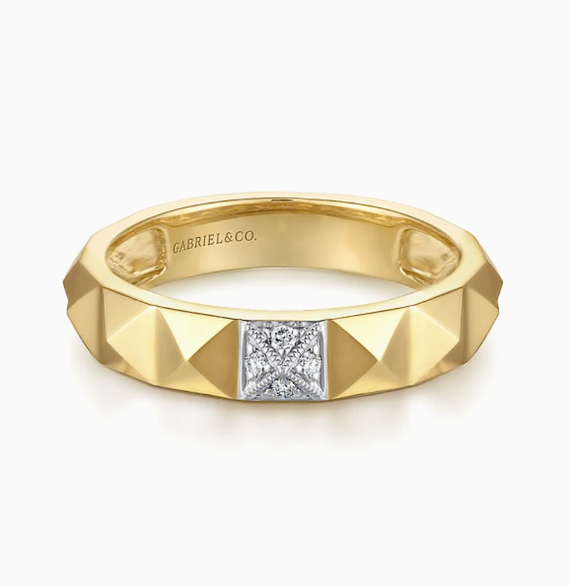 Pave Pyramind Diamond Ring