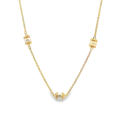 Short Necklace with Pearls