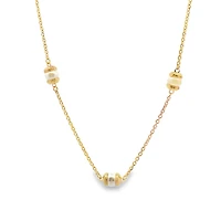 Short Necklace with Pearls