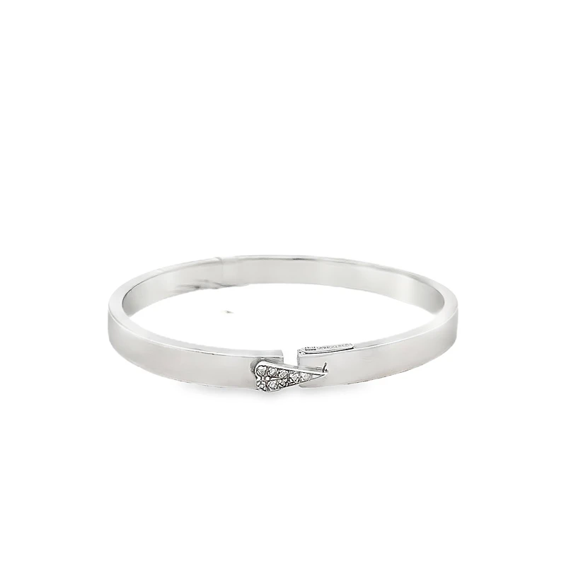 Union Open Bangle Bracelet with Diamond Heart