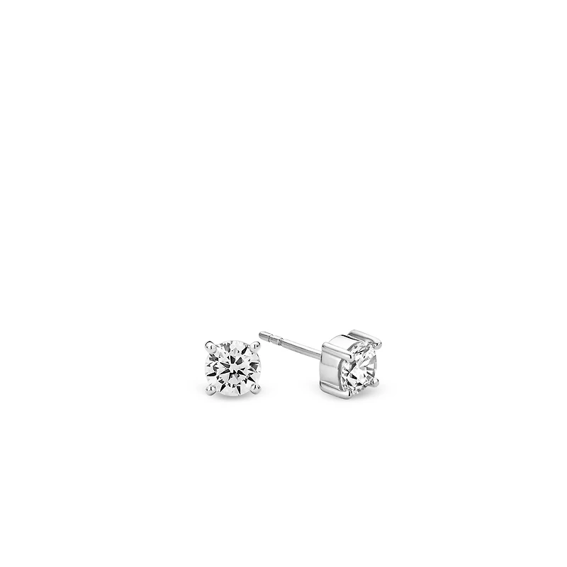 Basic Zirconia Stud Earrings 6mm