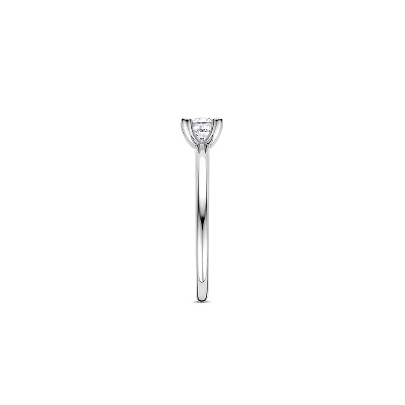 Solitaire Elegance Silver Ring
