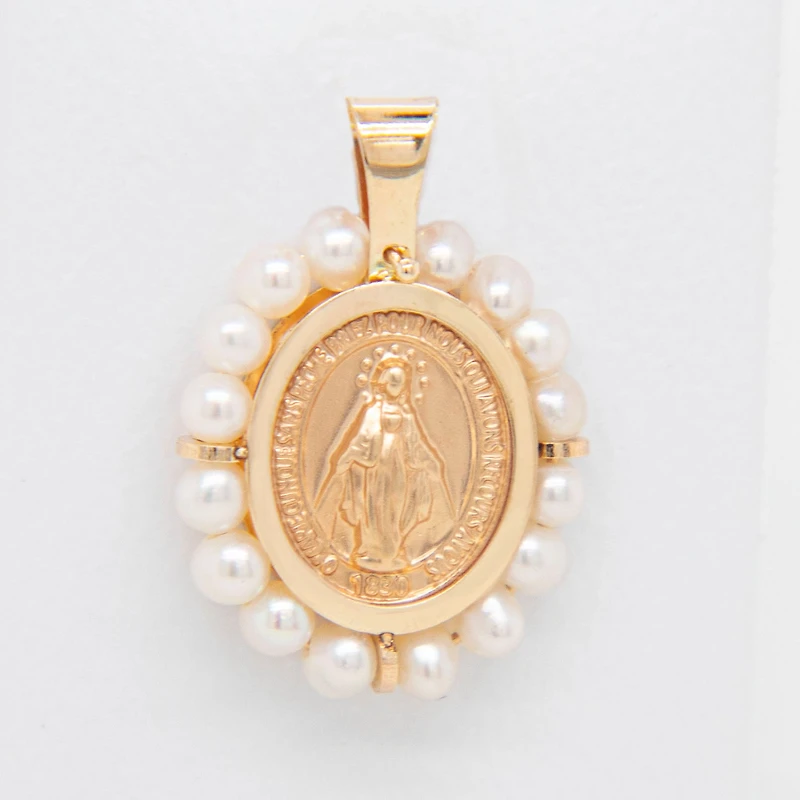 Virgen Milagrosa Oval Pearl 18MM Pendant