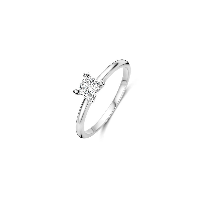 Solitaire Elegance Silver Ring