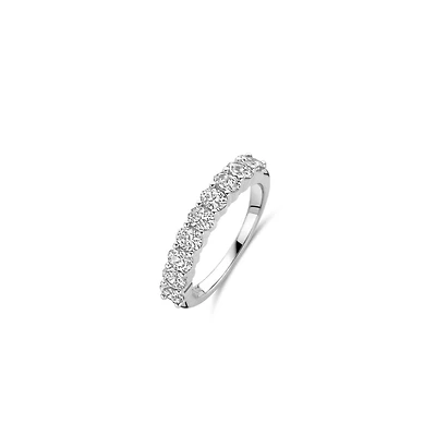 Classic Elegance Silver Ring