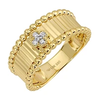 Flutted Clover Diamonds Ring