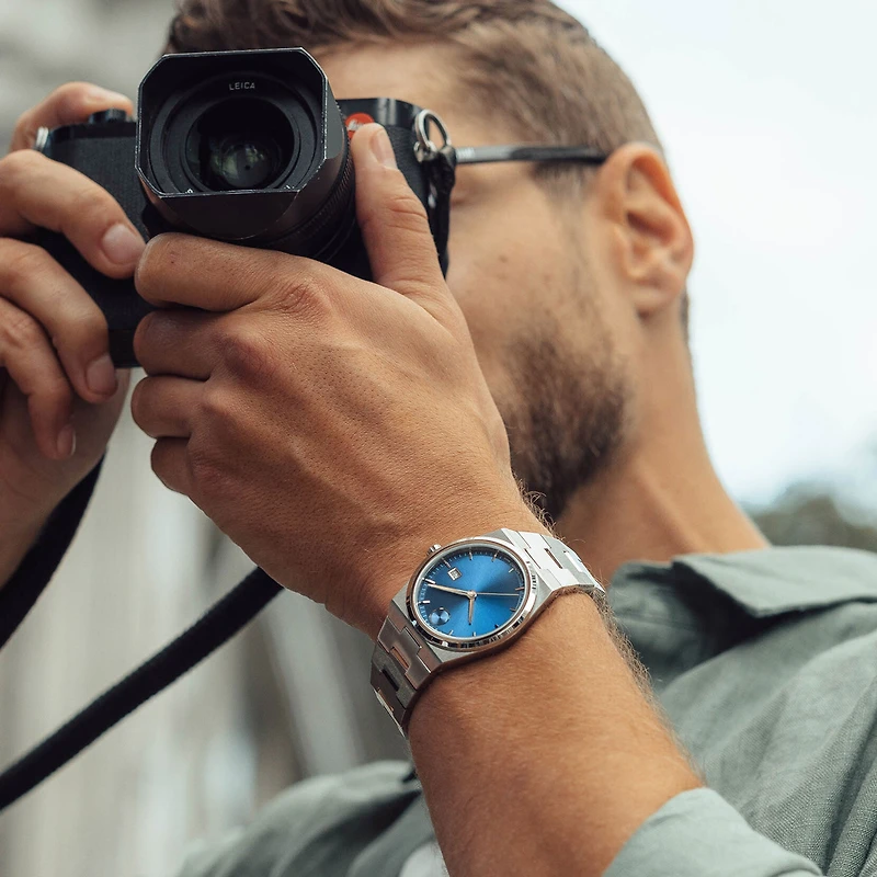 Movado BOLD Quest Blue 40MM Watch