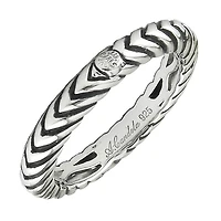 V Shape Pattern Ring