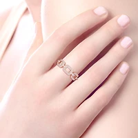 Rose Gold Diamonds Links Ring