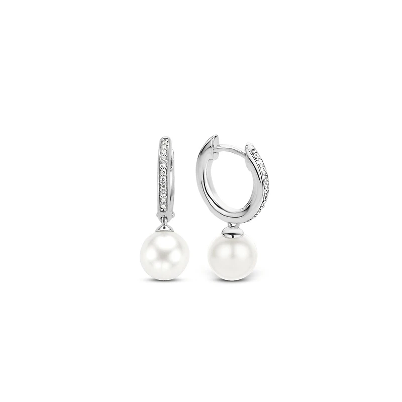 Pearl Elegance Drop Earrings