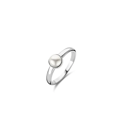 Feeling Pearly Silver Ring