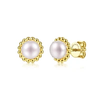 Beaded Frame Pearl Stud Earrings