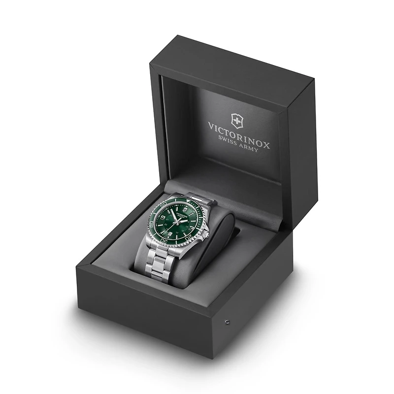 Maverick Green 43MM