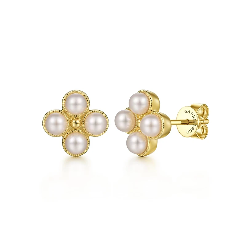 10MM Pearl Flower Stud Earrings