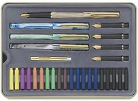 Ens. De calligraphie 4 plumes 20 recharges