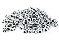 Pqt 300 perles cubes alphabet blancs 7mm