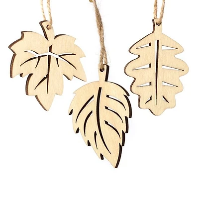 Ens. 9 ornements en bois - feuilles