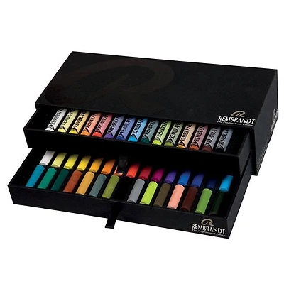 Ens. 45 demi-pastels tendres  de luxe