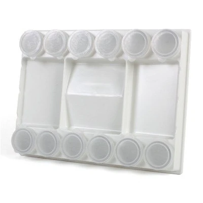 Plastic palette