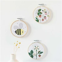 X-Stitch Embroidery Kit - Bee
