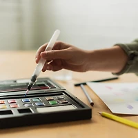 Signature Watercolour Kit - 23 Pieces