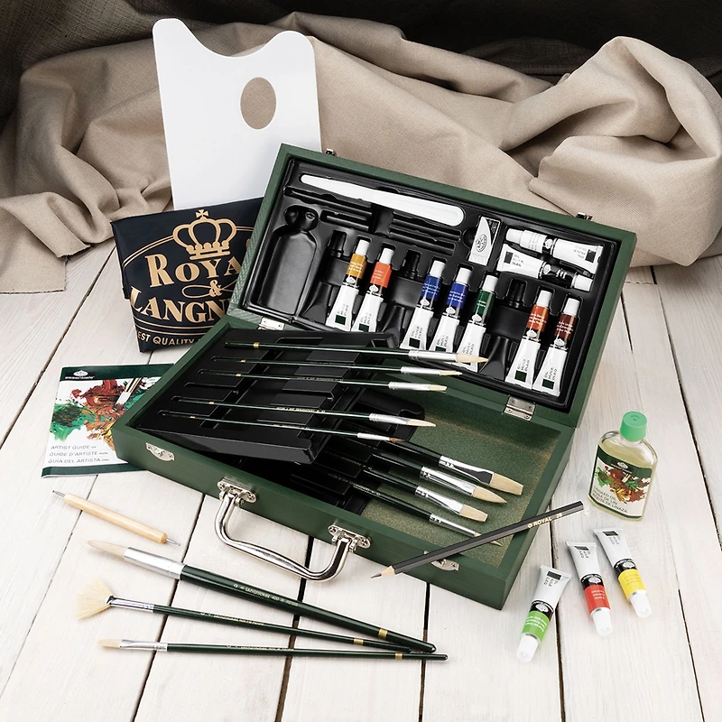 Oil Wooden Box Kit - 33 Pieces