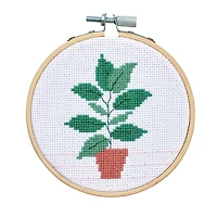 Ensemble broderie point de croix - plante