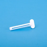 Clé rotative pour tubes de peinture