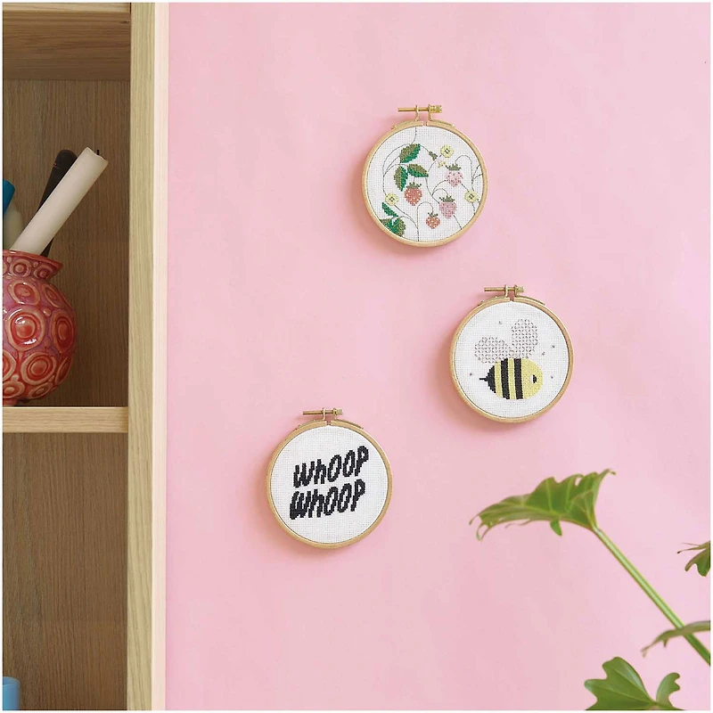 X-Stitch Embroidery Kit - Bee