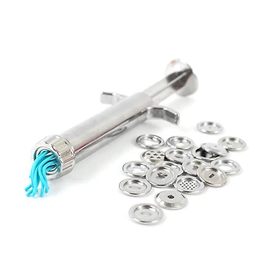 Clay gun with 19 disks